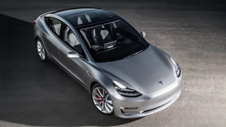 Tesla trabaja en sensores que detectarán si has dejado un niño dentro del auto cuando hace demasiado calor